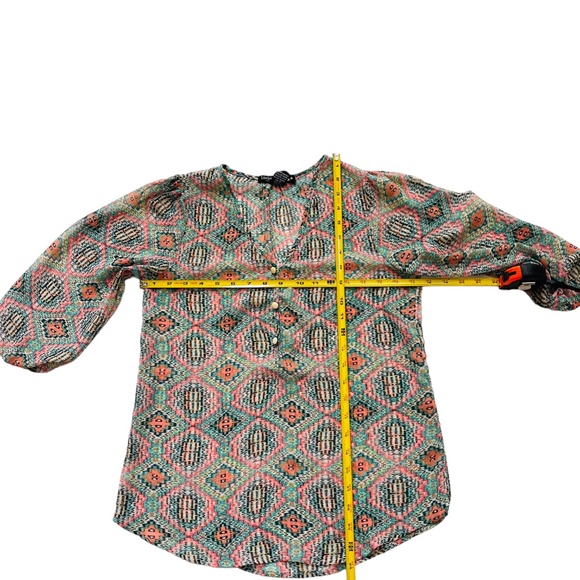 Living Doll Casual Aztec Print Chiffon Blouse Size XS Women's - Picture 4 of 8